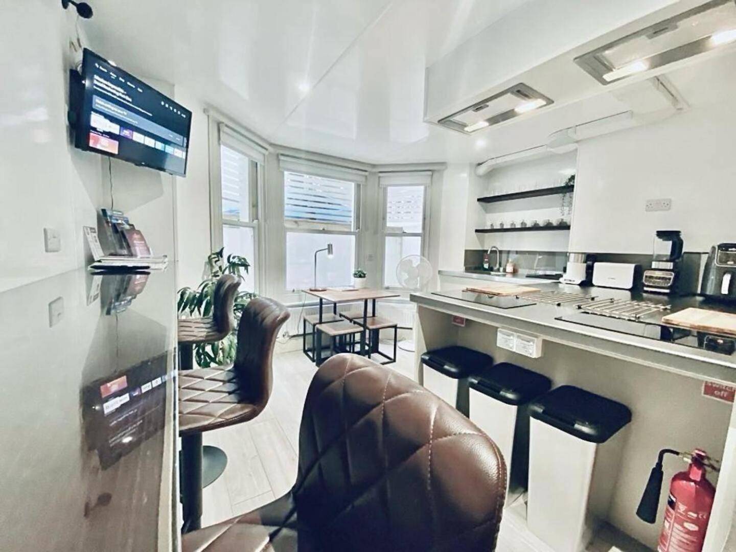 Apt 10 Beachside Beauty Lux Studio Steps From Beach Hove Extérieur photo